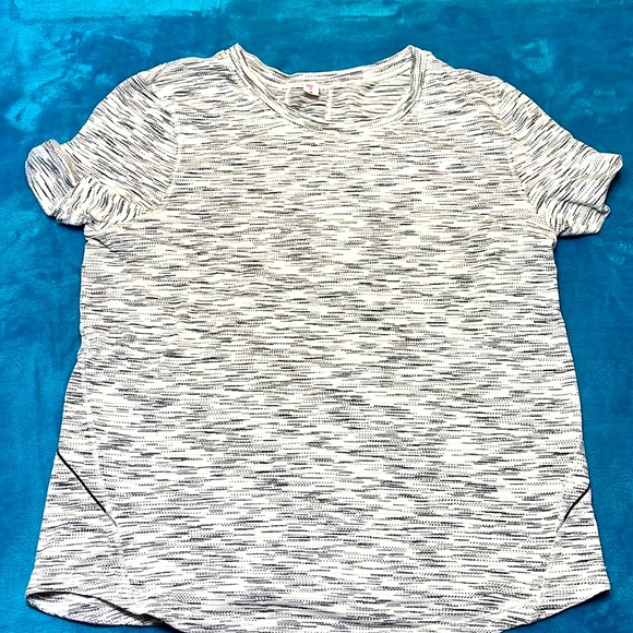 Lululemon Women's Run It Out Tee Tiger Space Dye Black White Size 6 stretchy - Picture 1 of 4